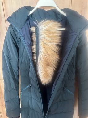 Lole Women's Hunter Green Long Puffer Coat with Removable Faux Fur Trim